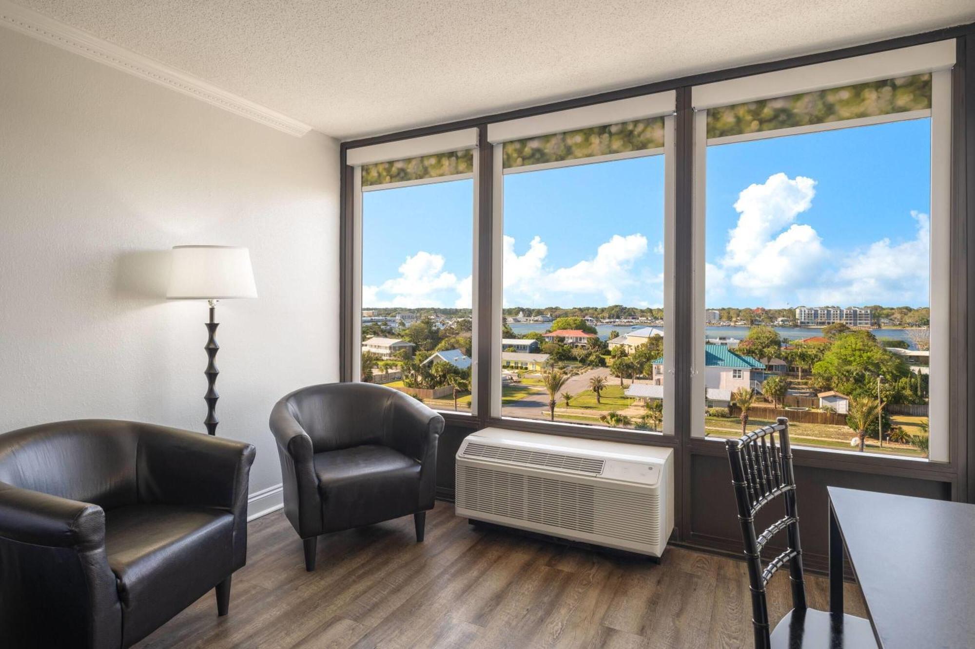 Wyndham Garden Fort Walton Beach Destin Exterior foto