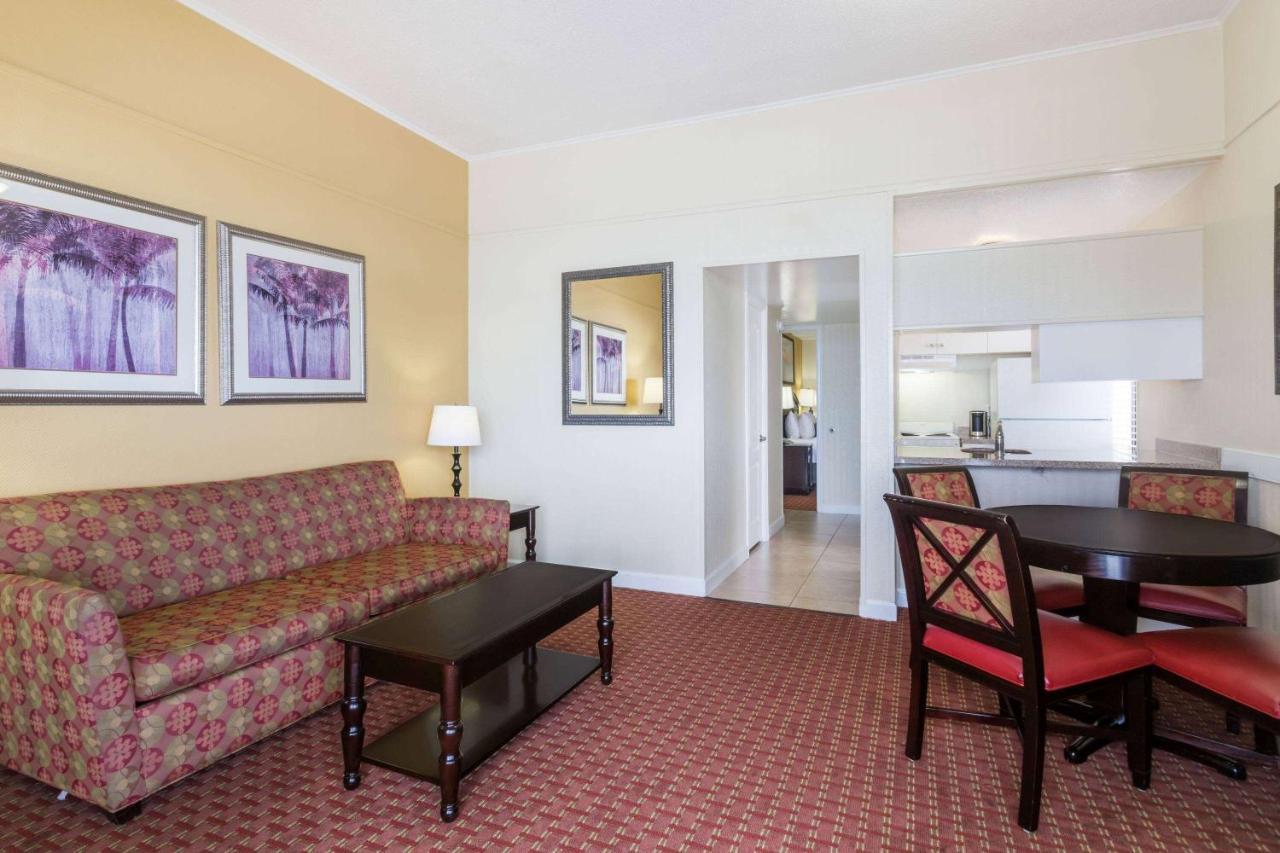 Wyndham Garden Fort Walton Beach Destin Exterior foto